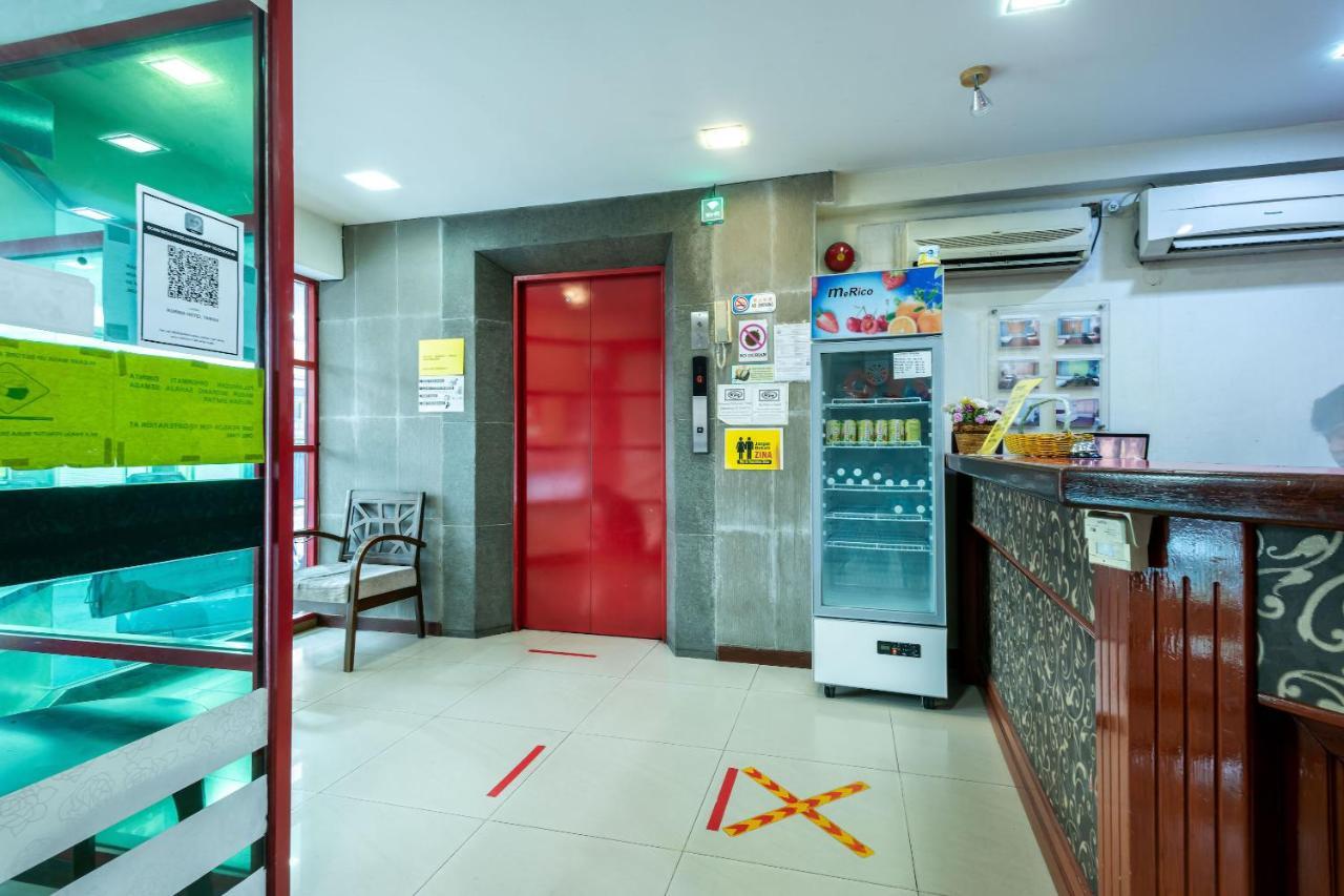 Oyo 89997 クルニア ホテル タワウ エクステリア 写真